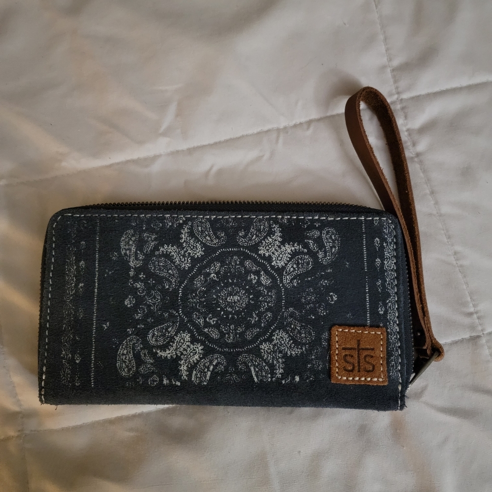 STS Ranchwear Bentley Suede wallet